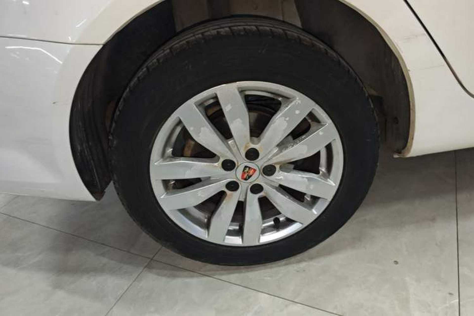 Used Roewe 350 2014 1.5L Manual Swift Edition Right Rear Wheel Hub