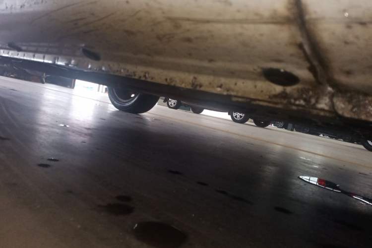 Used Roewe 350 2014 1.5L Automatic Xunda Edition Right Side Sill