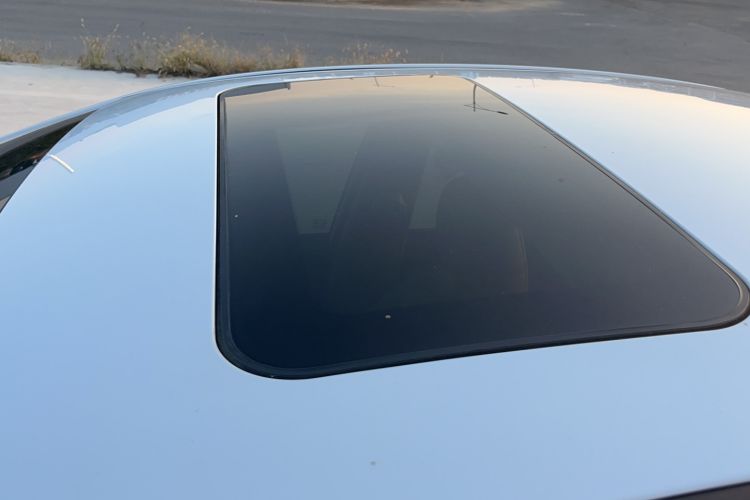 Used Roewe 350 2014 1.5L Manual Swift Edition Roof