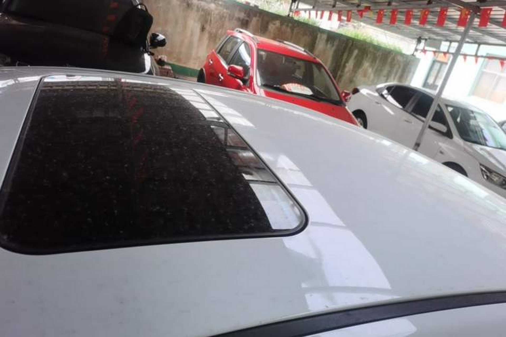 Used Roewe 350 2014 1.5L Automatic Xunyue Version Roof