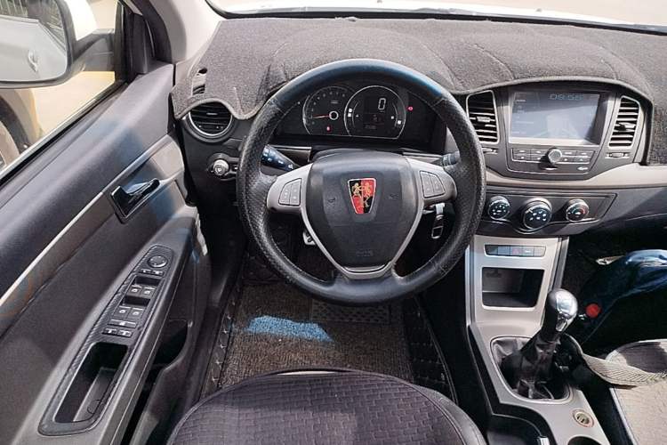 Used Roewe 350 2014 1.5T Manual Jingrui Edition Steering Wheel