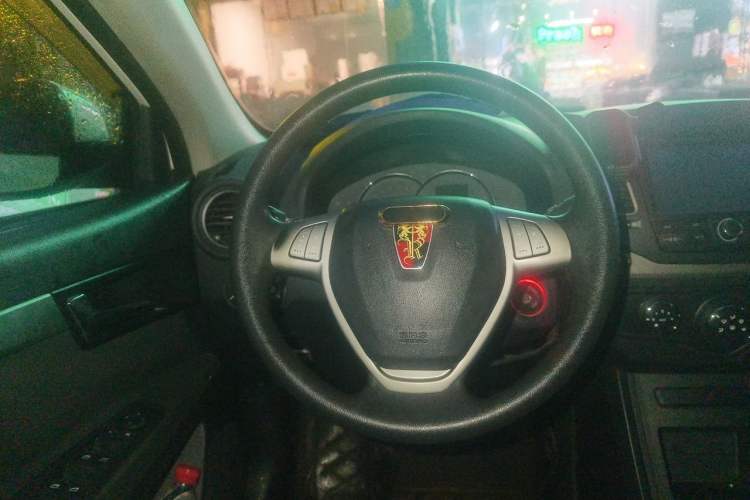 Used Roewe 350 2014 1.5L Manual Xunchi Edition Steering Wheel