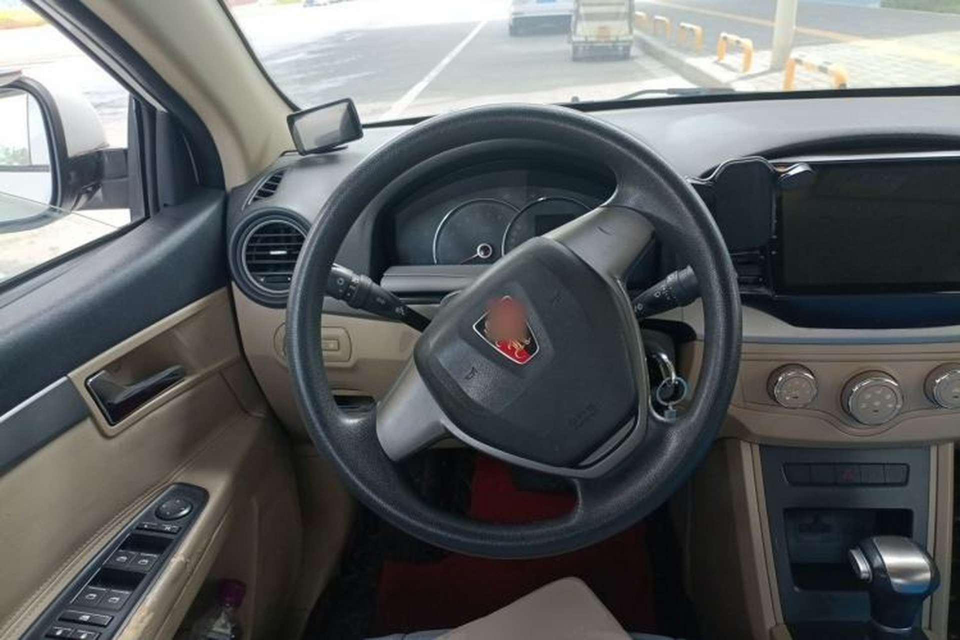 Used Roewe 350 2014 1.5L Automatic Xunda Edition Steering Wheel