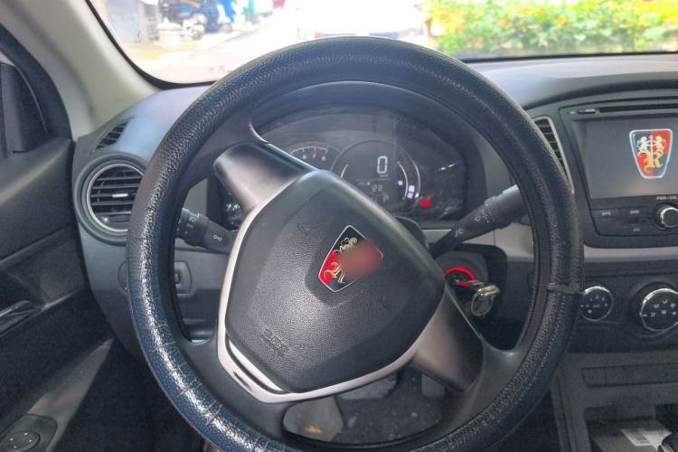 Used Roewe 350 2014 1.5L Automatic Xunda Edition Steering Wheel