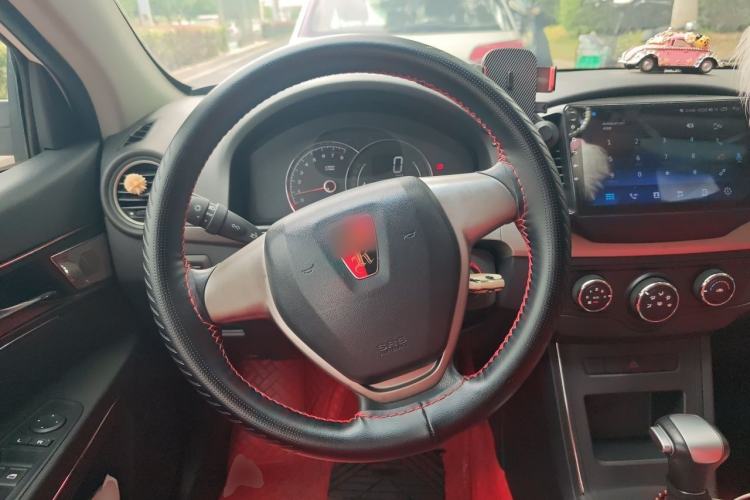 Used Roewe 350 2014 1.5L Automatic Xunda Edition Steering Wheel