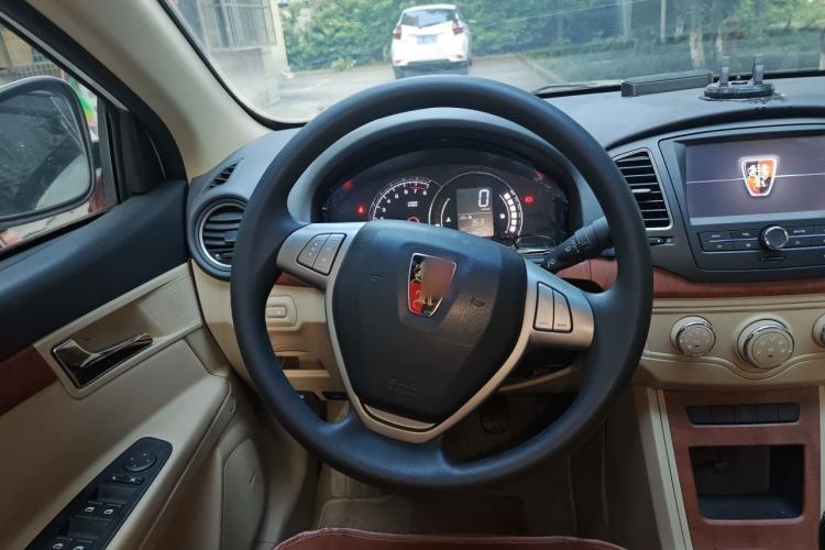 Used Roewe 350 2014 1.5L Manual Swift Edition Steering Wheel