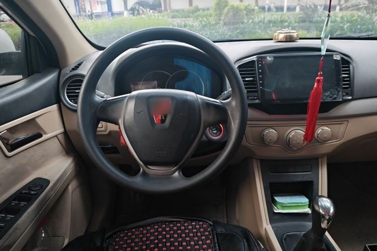 Used Roewe 350 2014 1.5L Manual Xunchi Edition Steering Wheel