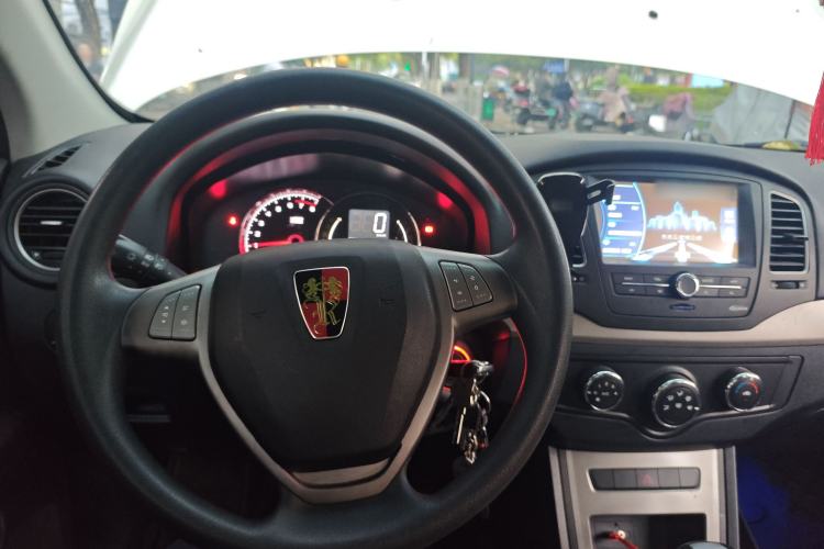 Used Roewe 350 2014 1.5L Automatic Xunyue Version Steering Wheel