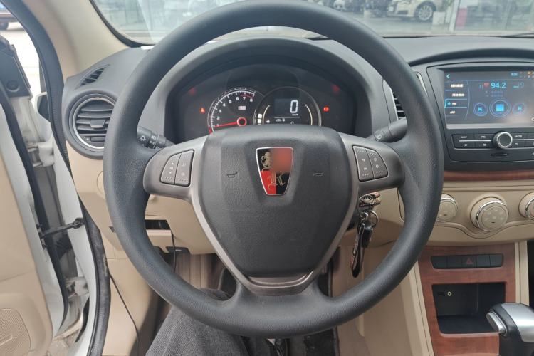 Used Roewe 350 2014 1.5L Automatic Xunyue Version Steering Wheel