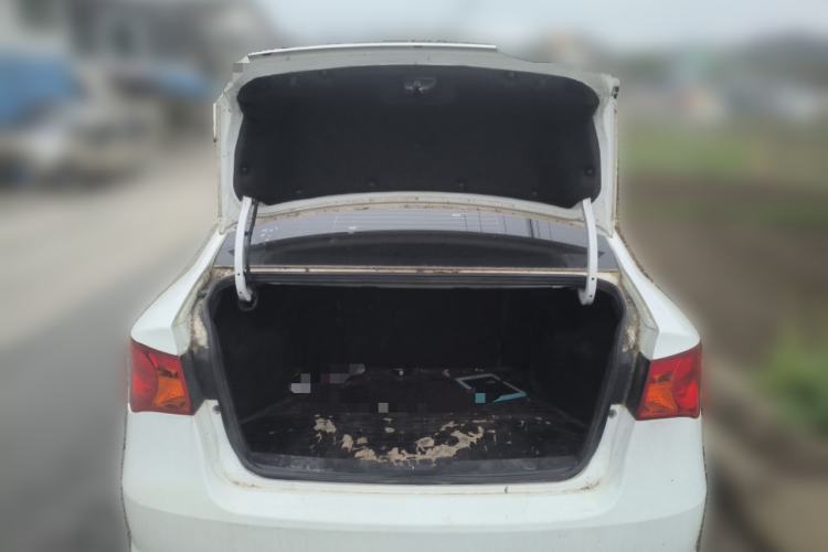 Used Roewe 350 2014 1.5L Manual Xunchi Edition Trunk