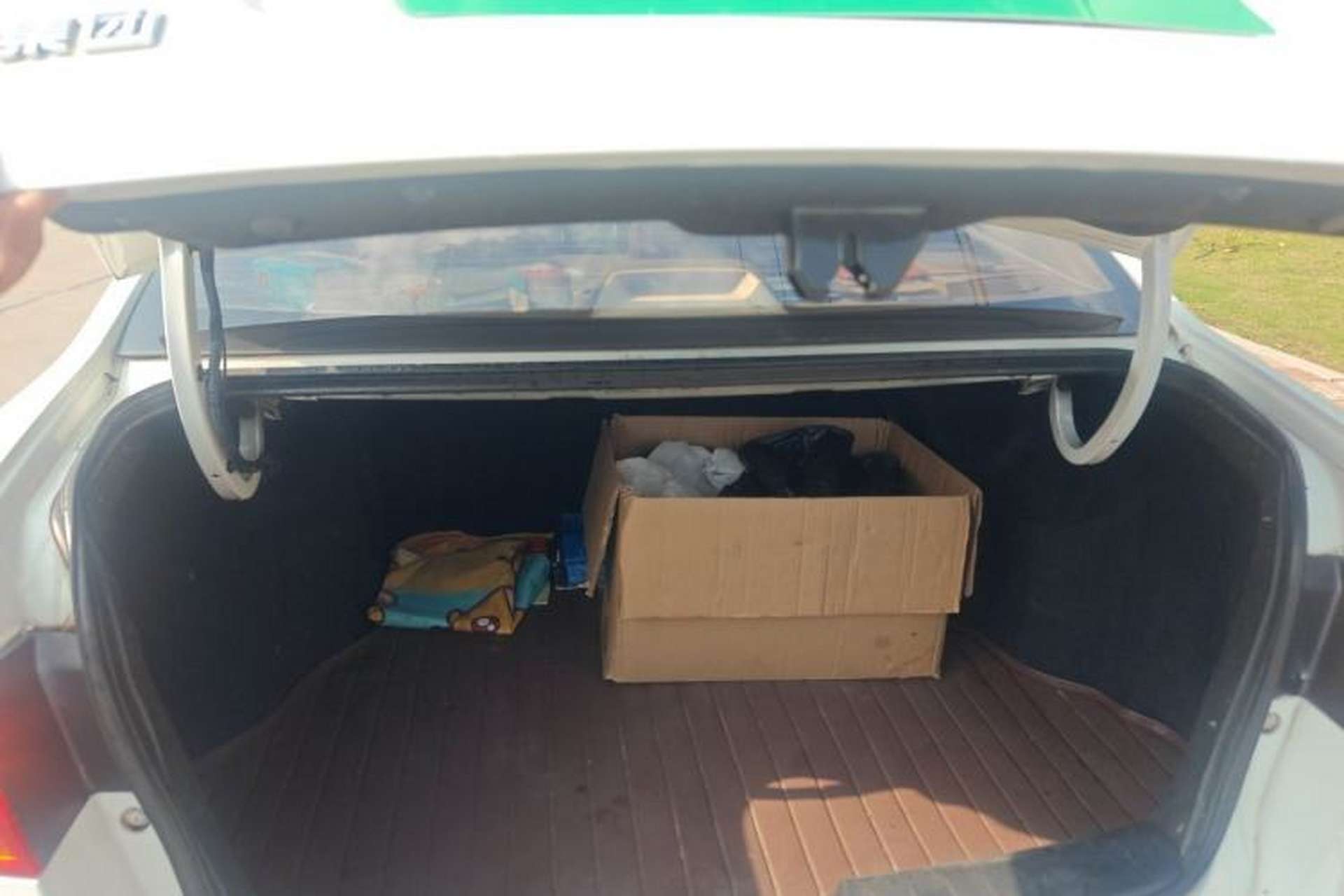 Used Roewe 350 2014 1.5L Manual Xunchi Edition Trunk