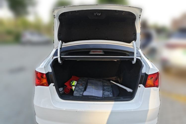 Used Roewe 350 2014 1.5L Manual Xunchi Edition Trunk
