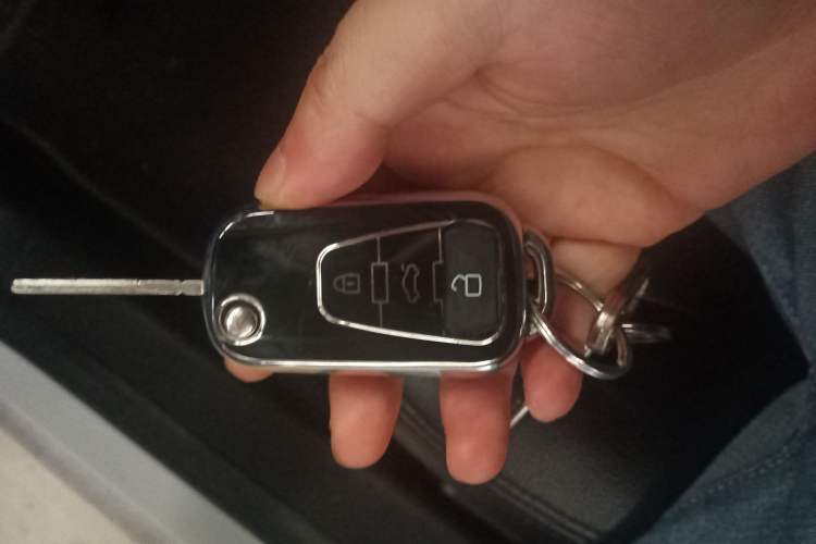 Used Roewe 350 2014 1.5L Automatic Xunda Edition Vehicle Key