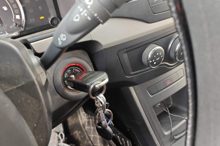 Used Roewe 350 2014 1.5L Manual Xunchi Edition Vehicle Key