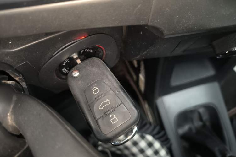 Used Roewe 350 2014 1.5L Manual Xunchi Edition Vehicle Key