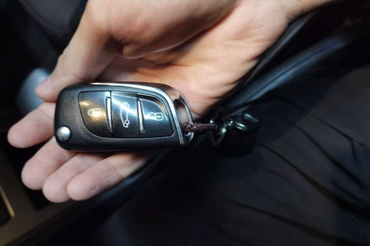 Used Roewe 350 2014 1.5L Automatic Xunyue Version Vehicle Key
