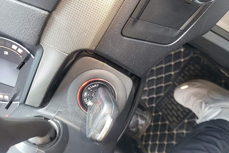 Used Roewe 350 2014 1.5L Automatic Xunyue Version Vehicle Key