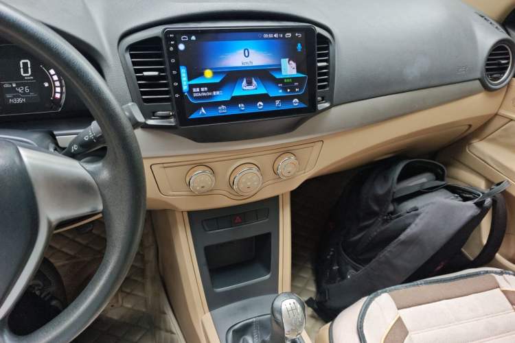 Used Roewe 350 2014 1.5L Manual Xunchi Edition Audio And AC Panel
