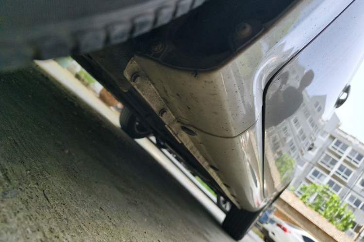 Used Roewe 350 2014 1.5L Manual Swift Edition Chassis Front Left