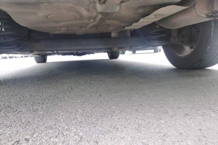 Used Roewe 350 2014 1.5L Automatic Xunyue Version Chassis Rear
