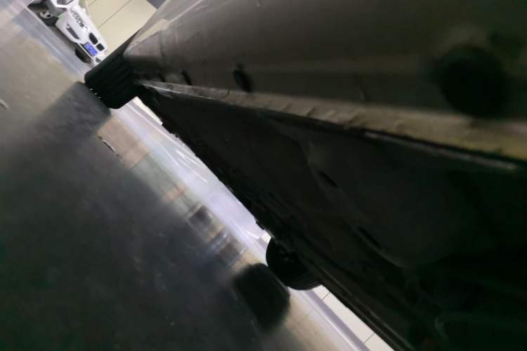 Used Roewe 350 2014 1.5L Manual Xunchi Edition Chassis Rear Left