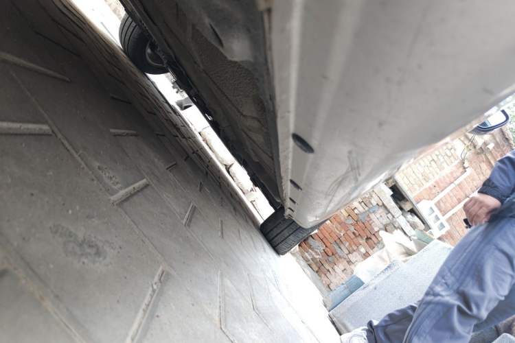 Used Roewe 350 2014 1.5L Automatic Xunyue Version Chassis Rear Right