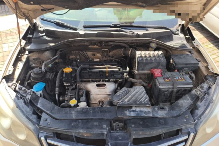 Used Roewe 350 2014 1.5L Automatic Xunyue Version Engine Bay