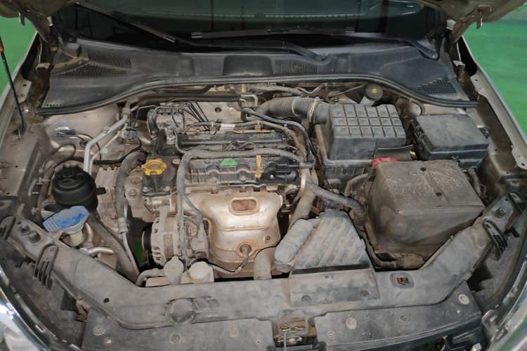 Used Roewe 350 2014 1.5L Manual Xunchi Edition Engine Bay