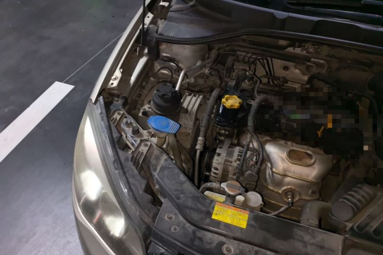 Used Roewe 350 2014 1.5L Manual Xunchi Edition Engine Bay Right