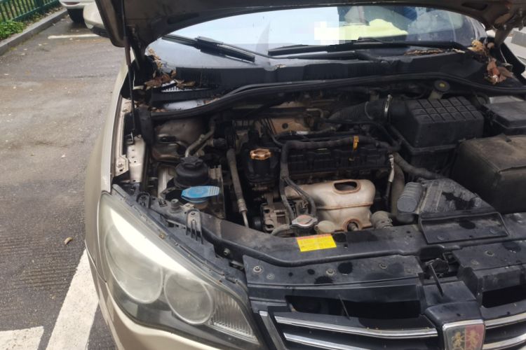 Used Roewe 350 2014 1.5L Manual Xunchi Edition Engine Bay Right