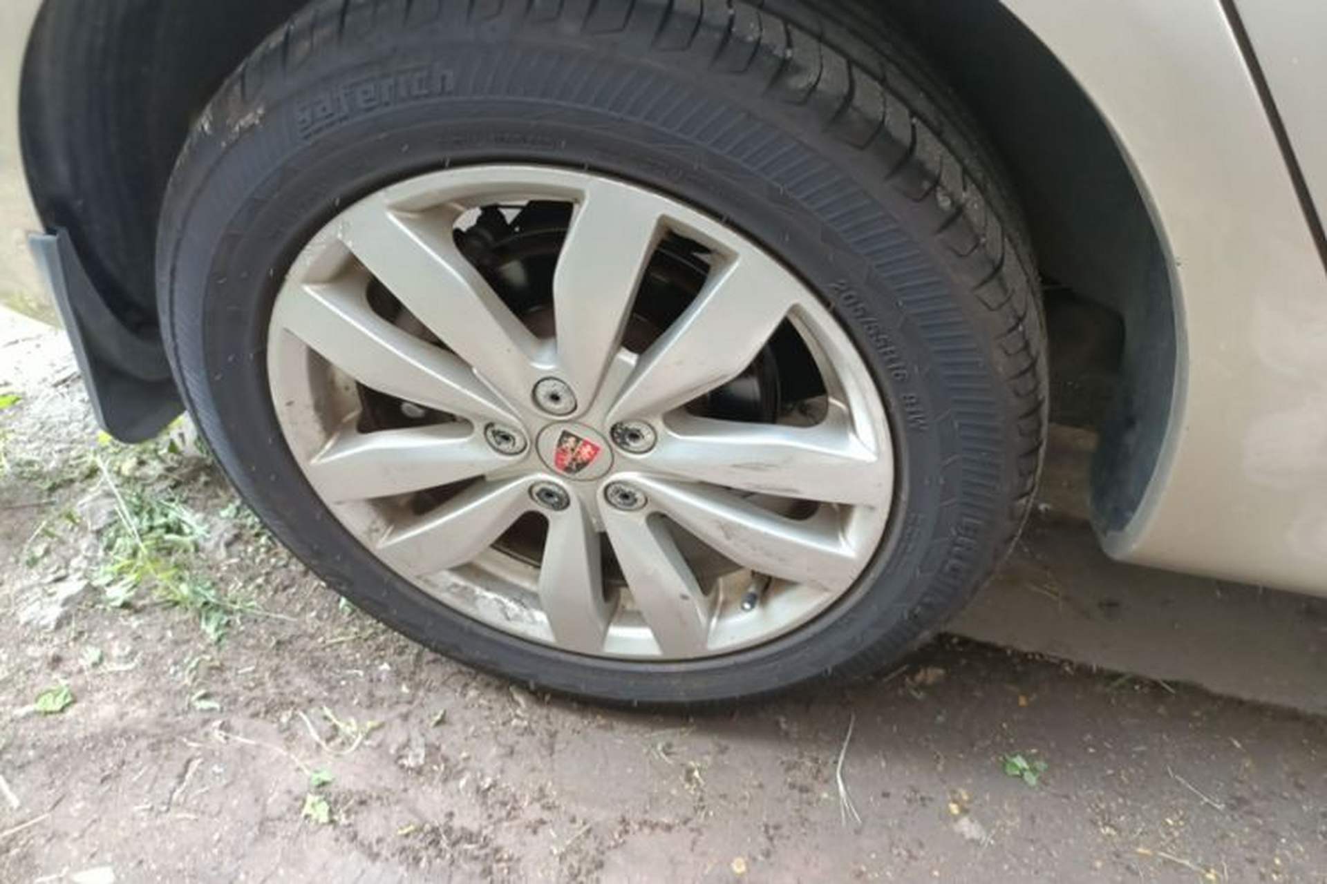 Used Roewe 350 2014 1.5L Automatic Xunyue Version Exterior 6