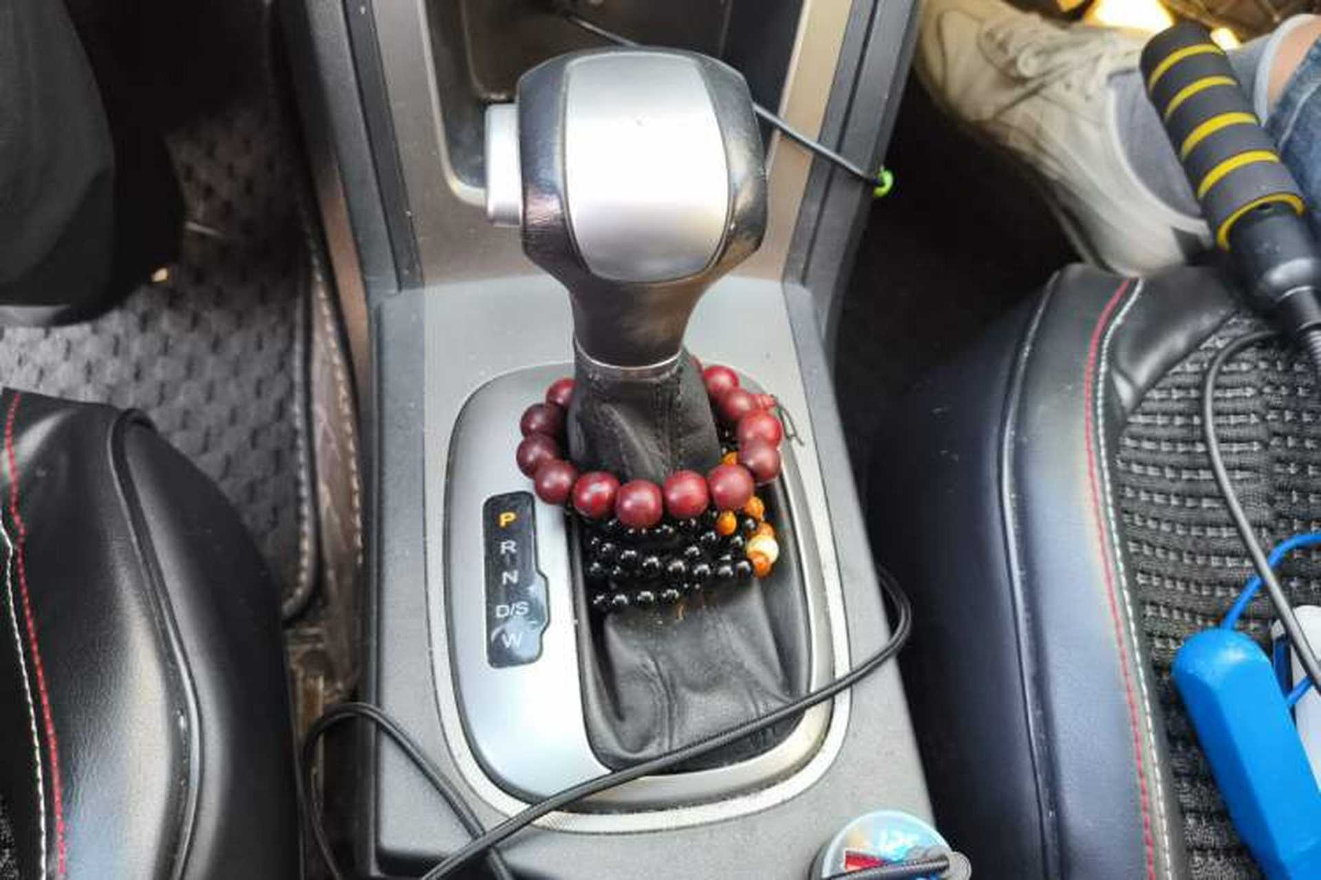 Used Roewe 350 2014 1.5L Automatic Xunyue Version Gear Lever