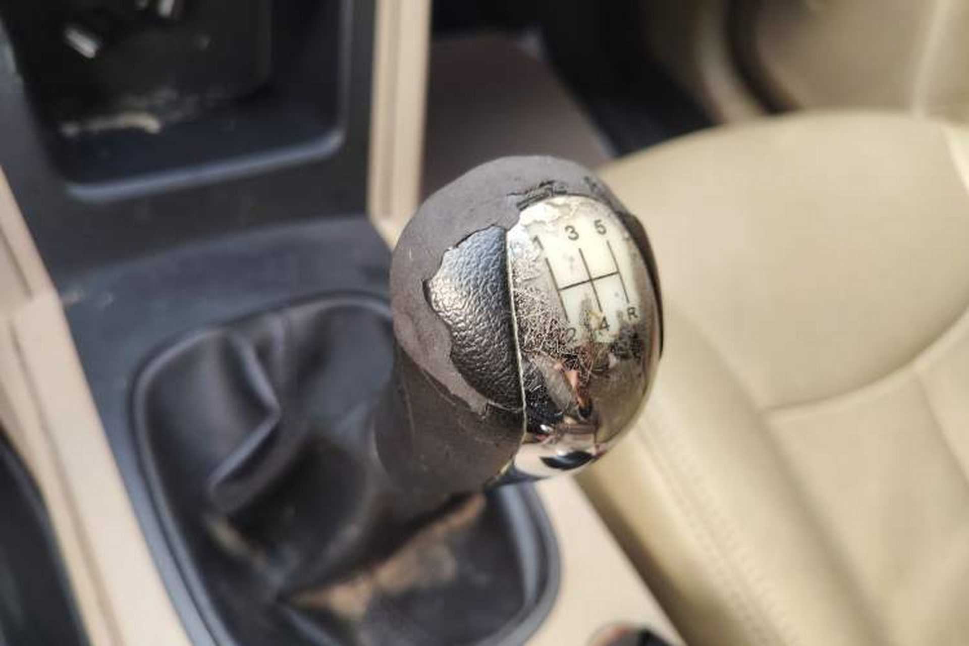 Used Roewe 350 2014 1.5L Manual Xunchi Edition Gear Lever