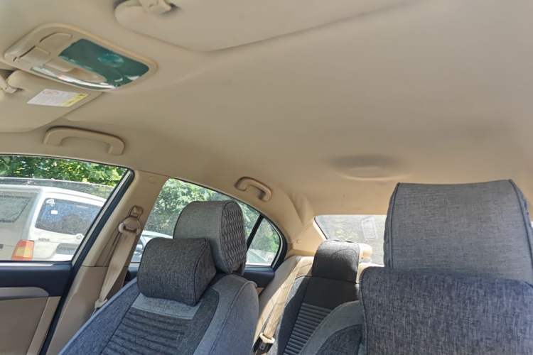 Used Roewe 350 2014 1.5L Automatic Xunda Edition Headliner