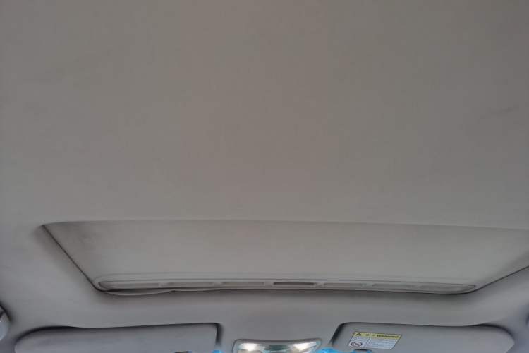 Used Roewe 350 2014 1.5L Automatic Xunyue Version Headliner
