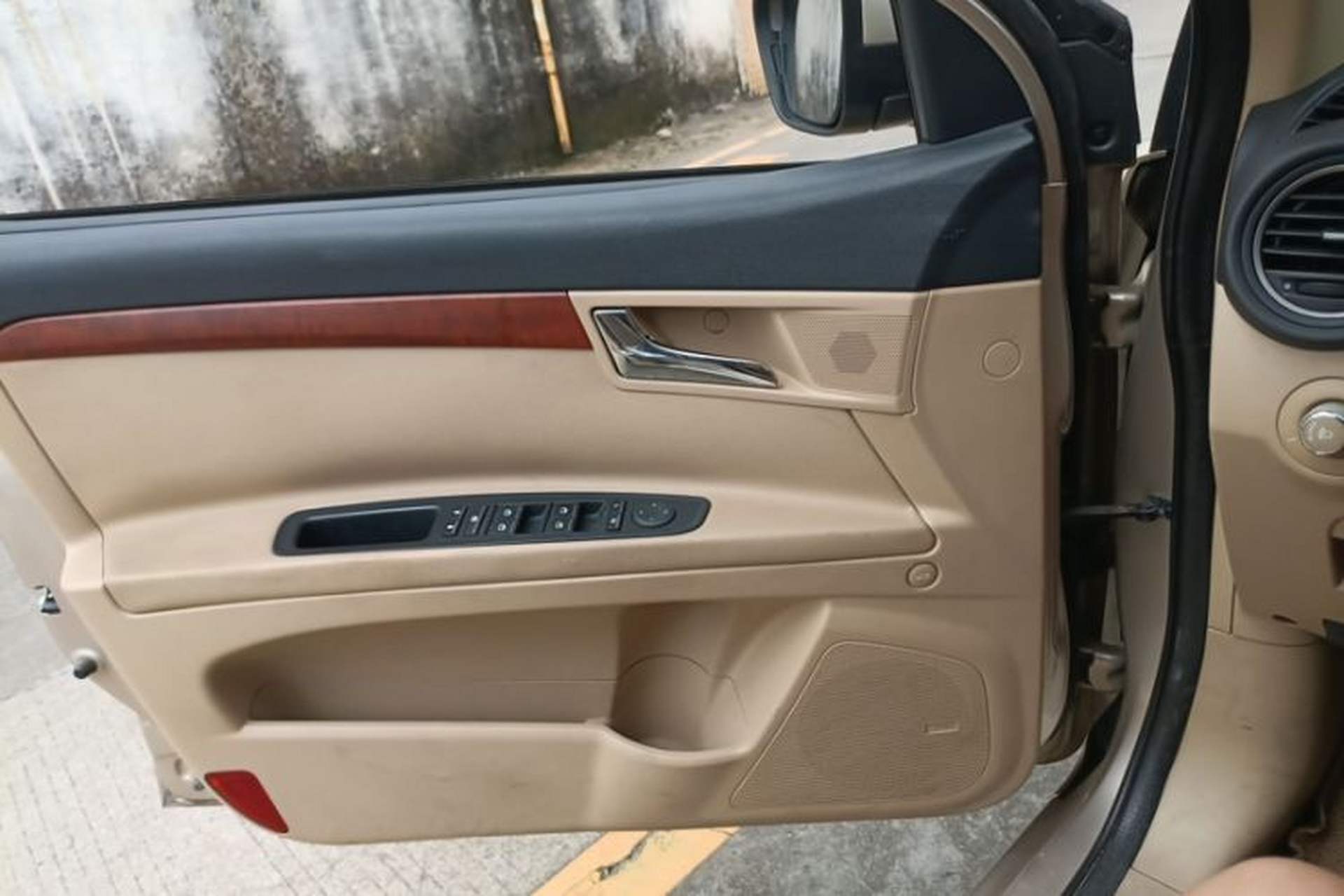 Used Roewe 350 2014 1.5L Automatic Xunyue Version Interior 7
