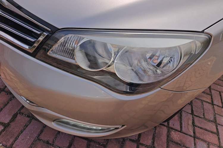 Used Roewe 350 2014 1.5L Manual Xunchi Edition Left Front Headlight