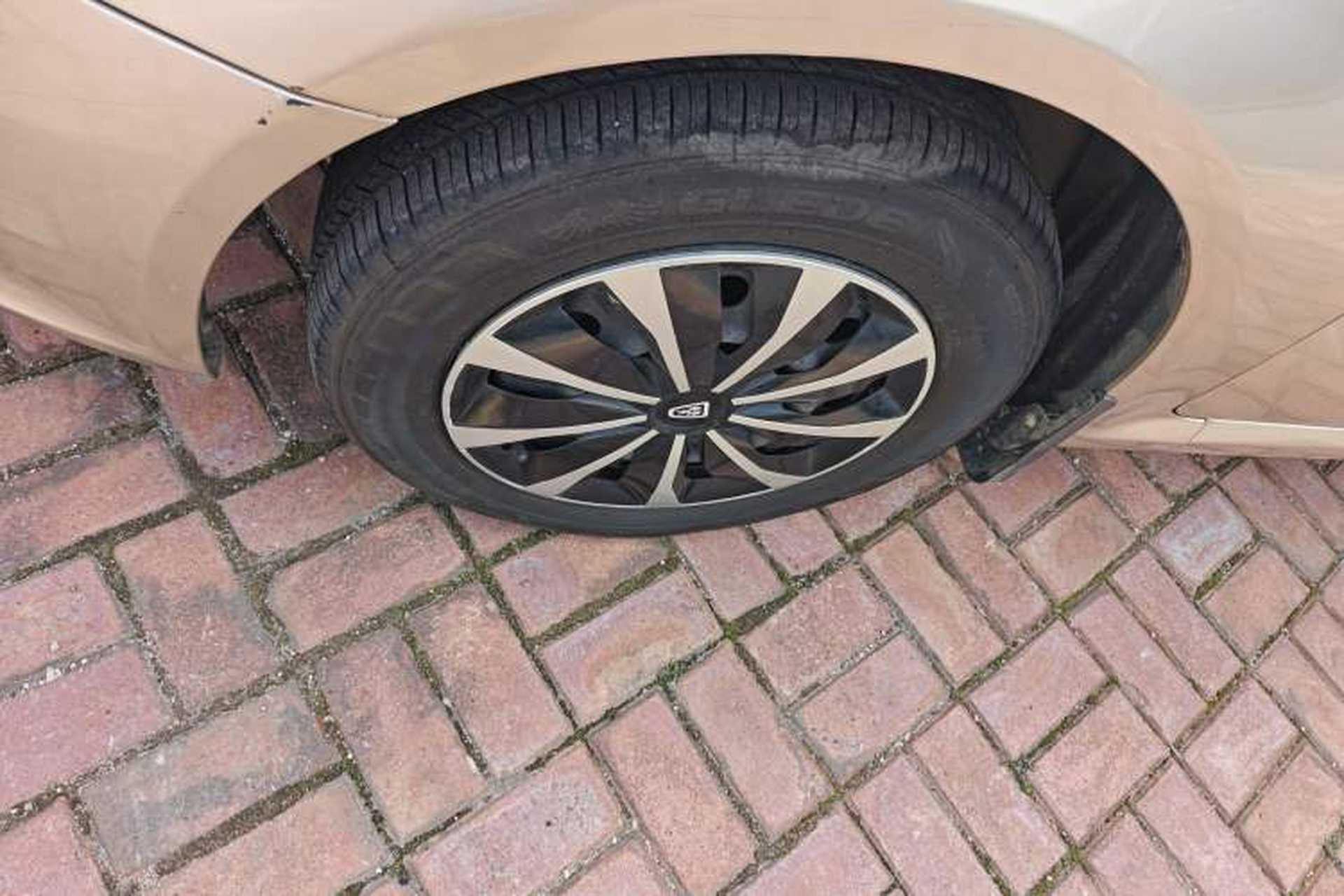 Used Roewe 350 2014 1.5L Manual Xunchi Edition Left Front Wheel Hub