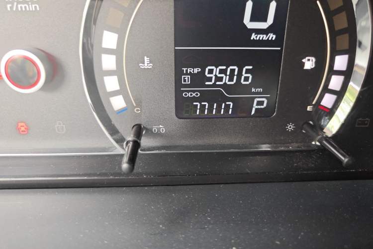 Used Roewe 350 2014 1.5L Automatic Xunyue Version Odometer Close Up