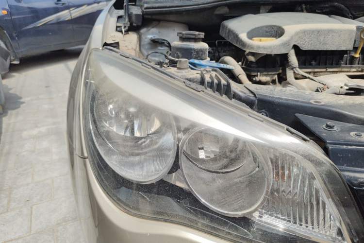 Used Roewe 350 2014 1.5L Automatic Xunyue Version Right Front Headlight