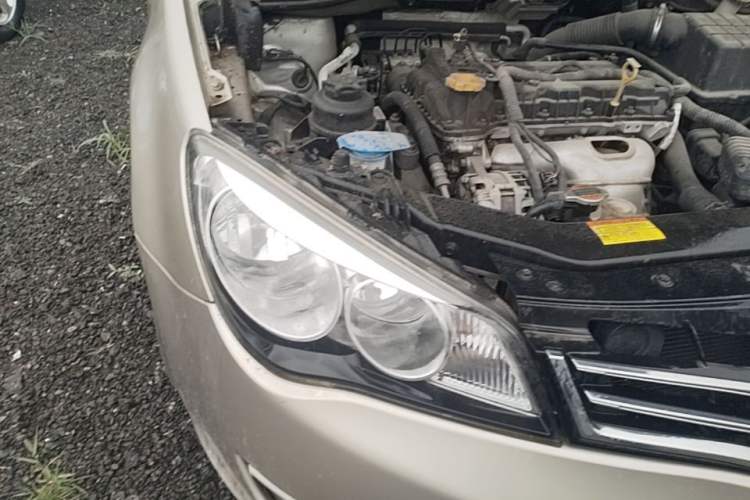 Used Roewe 350 2014 1.5L Manual Xunchi Edition Right Front Headlight