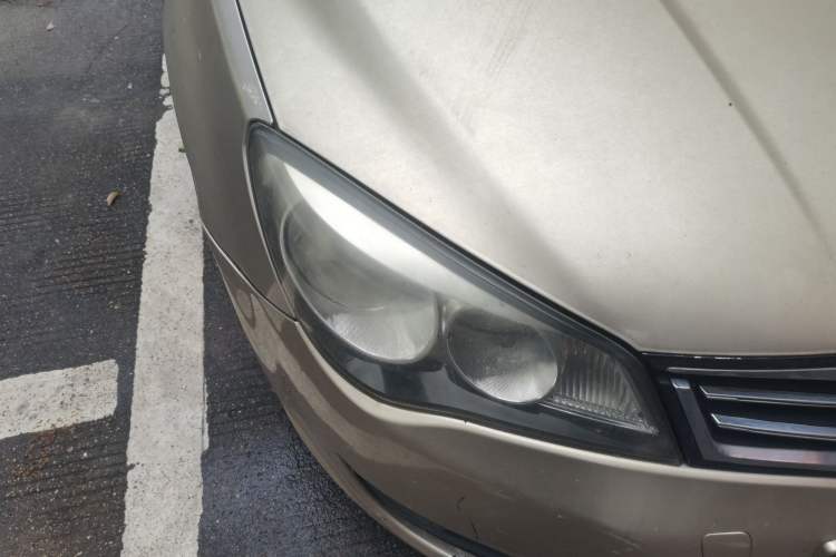 Used Roewe 350 2014 1.5L Manual Xunchi Edition Right Front Headlight