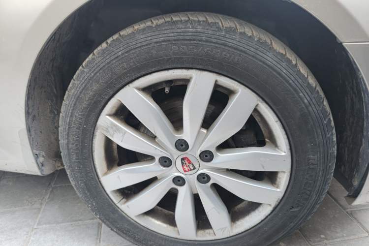 Used Roewe 350 2014 1.5L Automatic Xunyue Version Right Front Wheel Hub