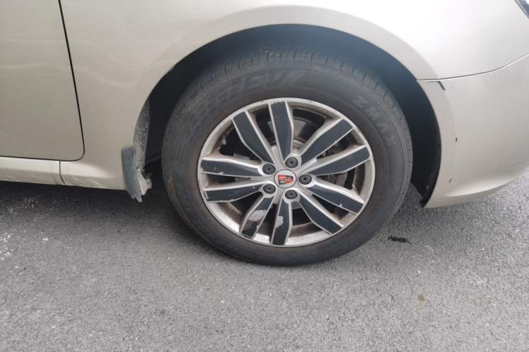 Used Roewe 350 2014 1.5L Automatic Xunyue Version Right Front Wheel Hub