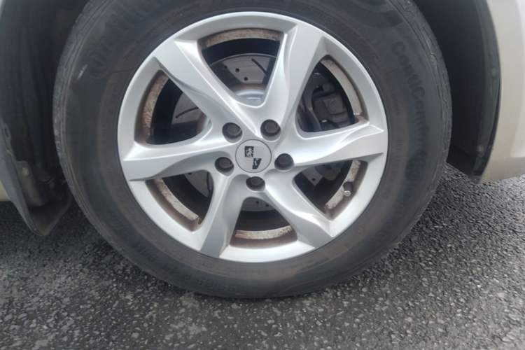 Used Roewe 350 2014 1.5L Manual Xunchi Edition Right Front Wheel Hub