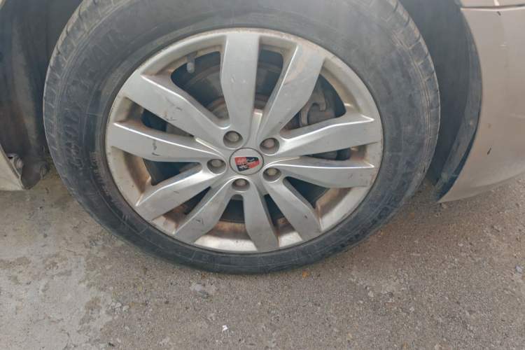 Used Roewe 350 2014 1.5L Automatic Xunyue Version Right Front Wheel Hub
