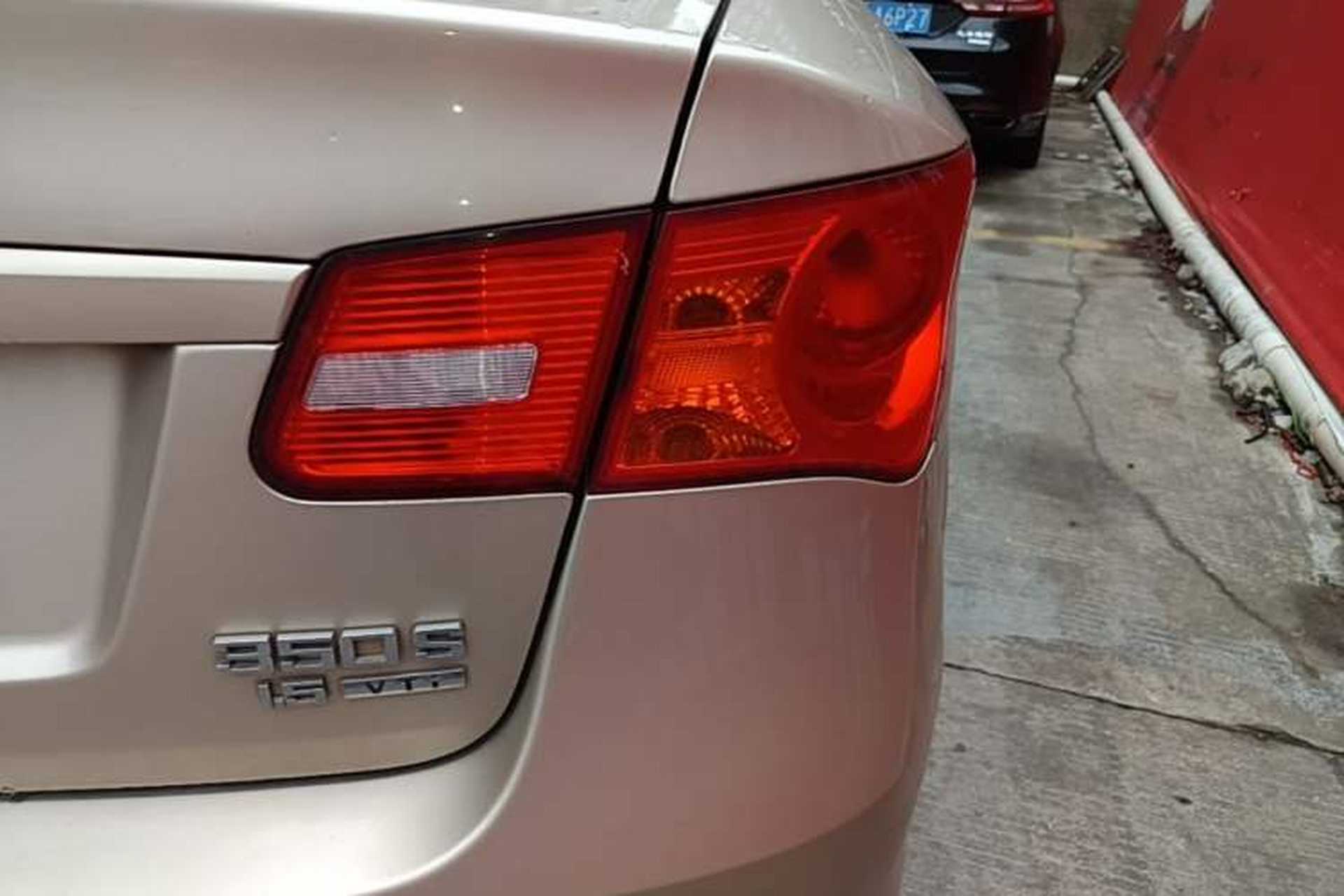 Used Roewe 350 2014 1.5L Automatic Xunyue Version Right Rear Taillight