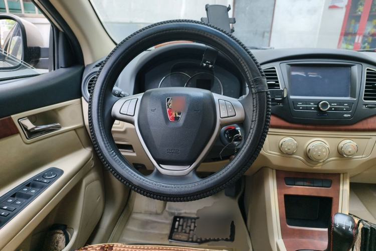 Used Roewe 350 2014 1.5L Manual Swift Edition Steering Wheel