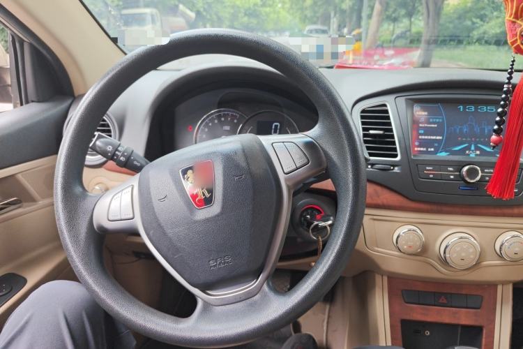 Used Roewe 350 2014 1.5L Automatic Xunyue Version Steering Wheel