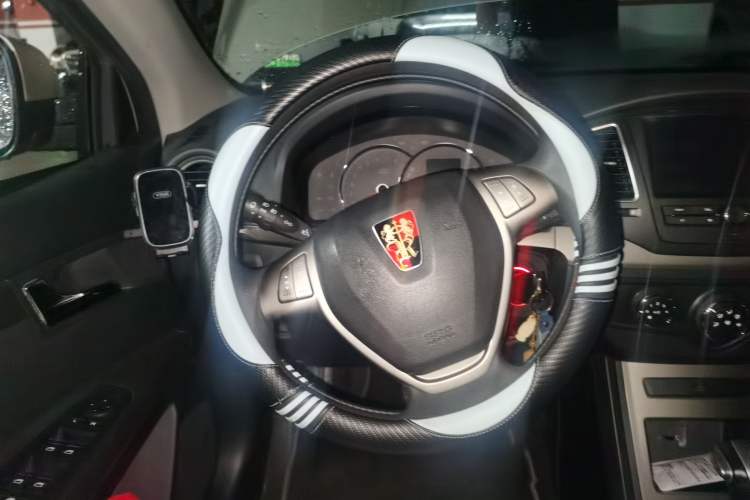 Used Roewe 350 2014 1.5L Automatic Xunyue Version Steering Wheel